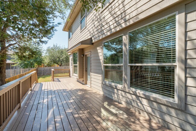 Building Photo - 17716 Linkhill Dr