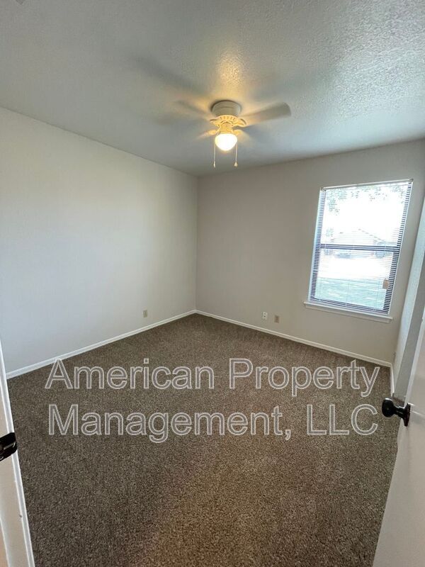 Building Photo - 4404 S 133rd E Ave