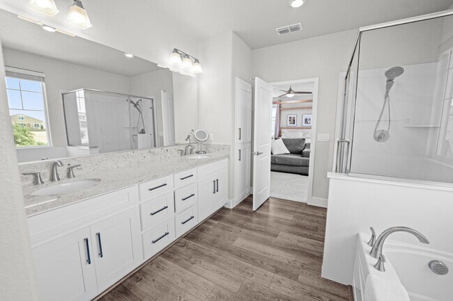 Building Photo - Bright Spacious 4BD/3BA Single-Family Home in Rocklin's Whitney Ranch!