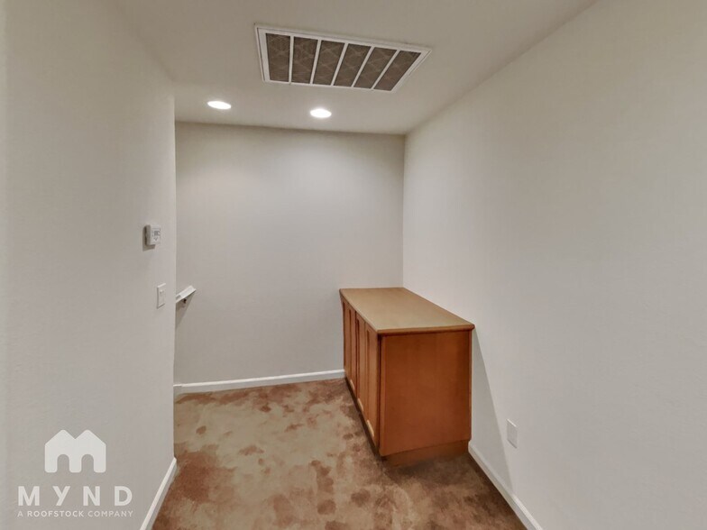 Building Photo - 107 Padua St