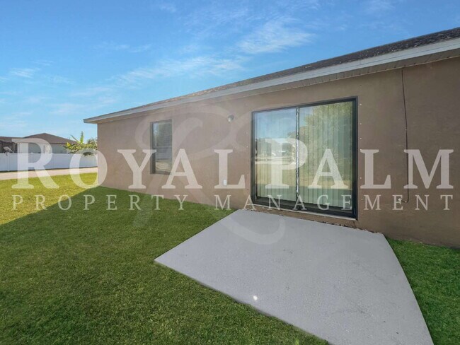 Building Photo - $500 Off | 3 Bed 2 Bath in Cape Coral — Curb Appeal. Fresh Style. Zero Hassle. Apply By March 30th.