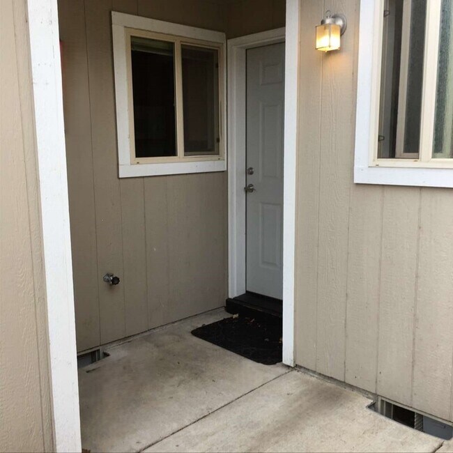 Building Photo - 2436 SW 23rd St