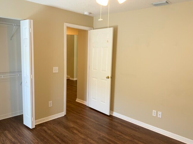 Building Photo - 27512 Sky Lake Cir