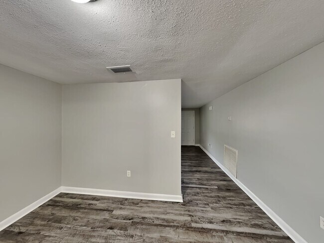 Building Photo - 4807 29th Ave W