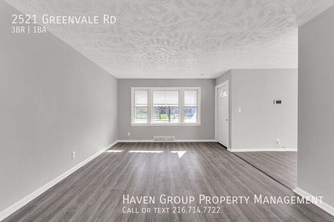 Building Photo - 2521 Greenvale Rd