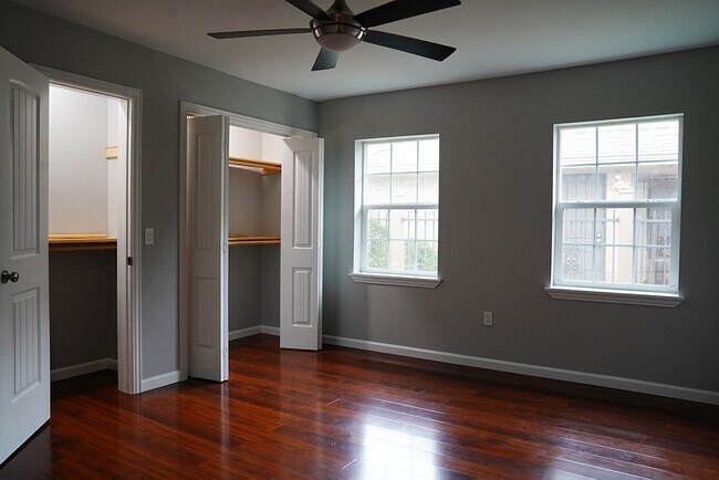 Building Photo - 3535 Rosedale St