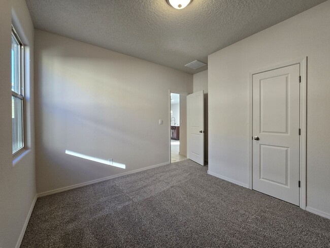 Building Photo - 3941 Soledad