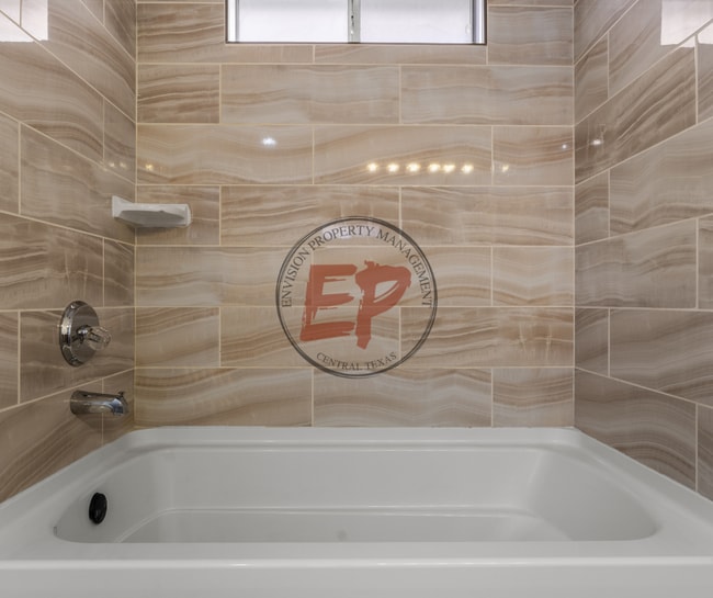 Building Photo - 1727 Ramada Dr