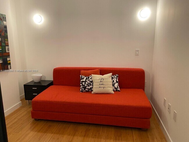 Building Photo - 19400 Turnberry Way