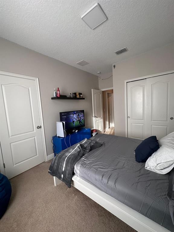 Building Photo - 15501 Honeybell Dr