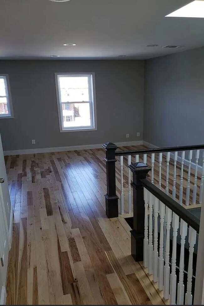 Building Photo - 2918 Guilford Ave