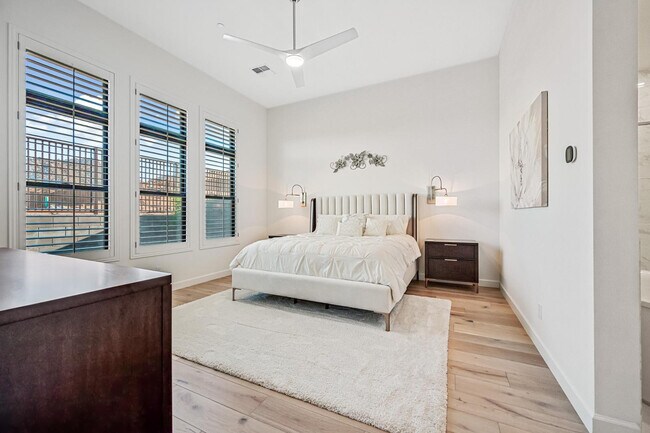 Building Photo - 12378 E Troon Vis Dr