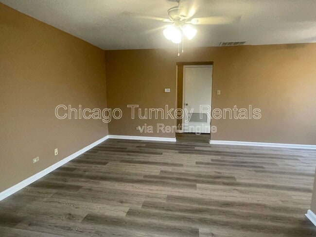 Building Photo - 3258 W 184th St