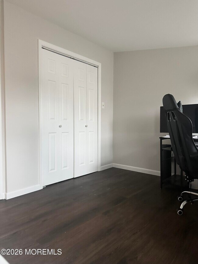 Building Photo - 531 Morningside Ave