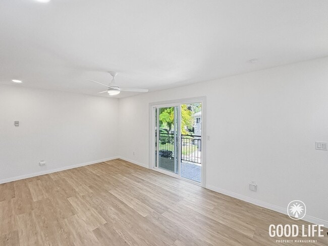 Building Photo - Bright, Newly Renovated 2BR in Peaceful UTC Community
