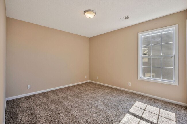 Building Photo - Perfect Family Layout with Office & Large Fenced Backyard