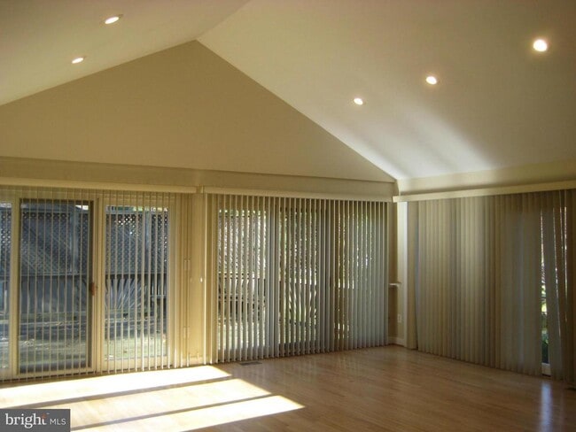 Building Photo - 8022 Cypress Grove Ln