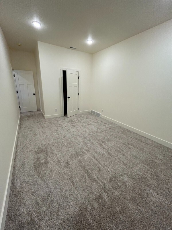 Building Photo - 4031 E 4475 N