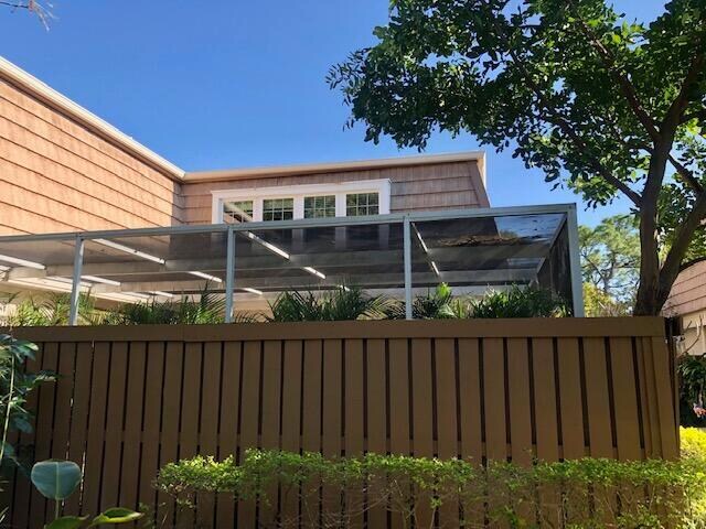 Building Photo - 4300 Hazel Ave