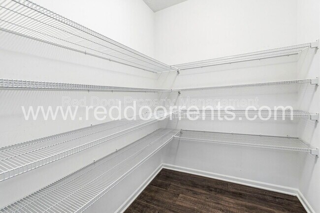 Building Photo - 8276 Sonata Pl