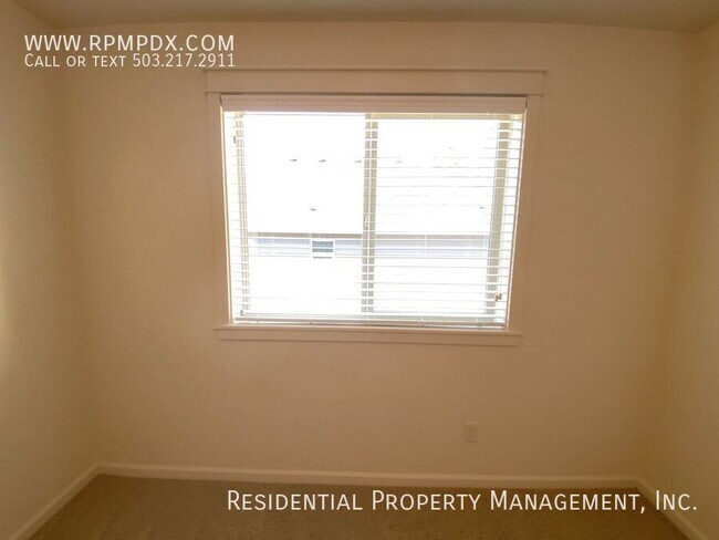 Building Photo - 9219 NW Harvest Hill Dr