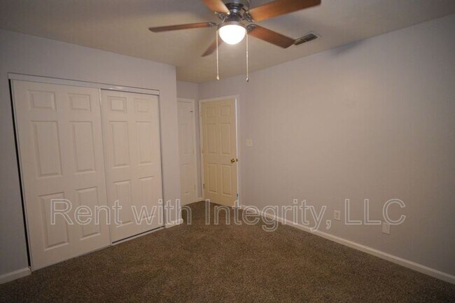 Building Photo - 2446 Talco Hills Dr