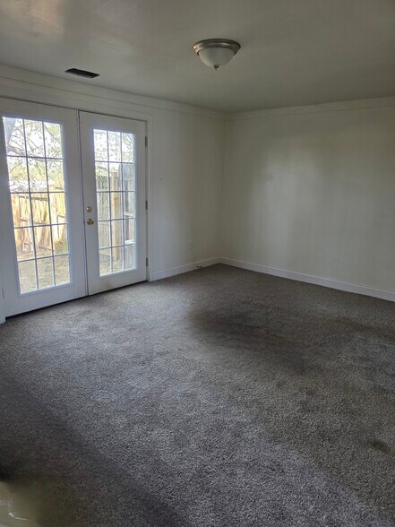 Basement, all new carpet throughout - 1718 Judy Way