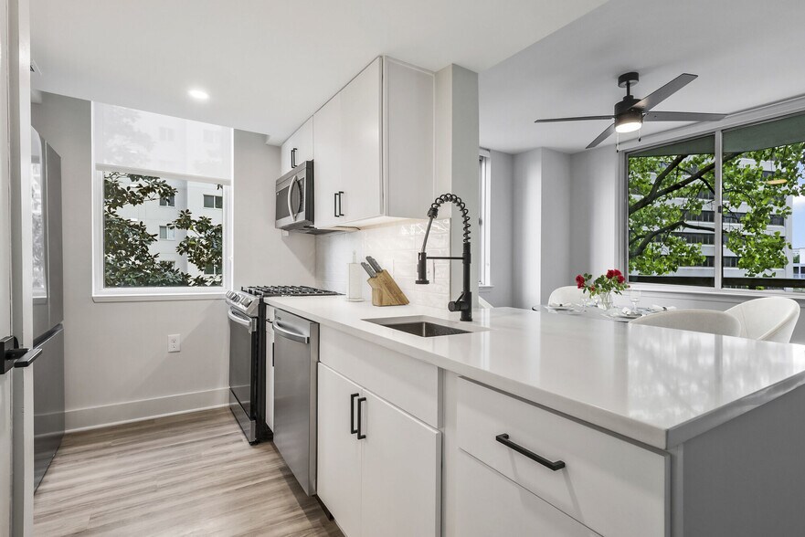 Cortland Pentagon City 12211331 S Eads St Arlington VA 22202