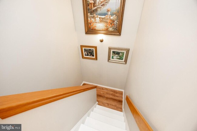 Building Photo - 247 Prince William Way