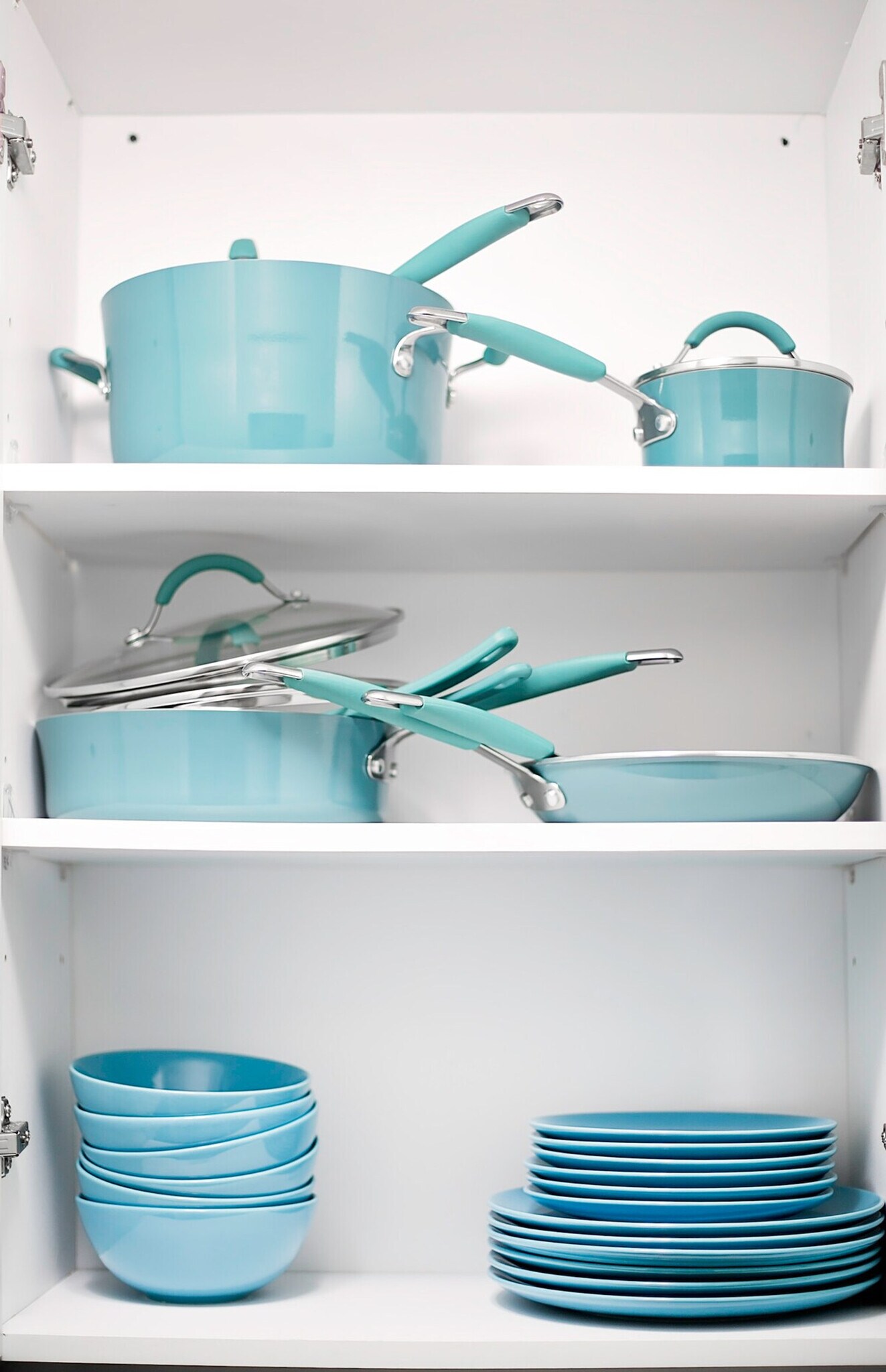 Building Photo - 328 E 74th St