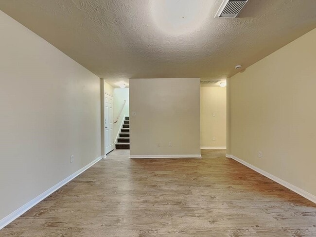 Building Photo - 12618 Mountain Daisy Rd