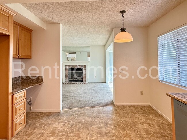 Building Photo - 10515 Carrington Dr