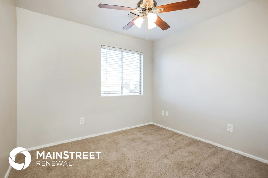 Building Photo - 6770 S Sonoran Bloom Ave