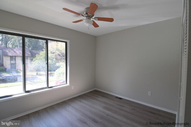Building Photo - 20423 Meadow Pond Pl