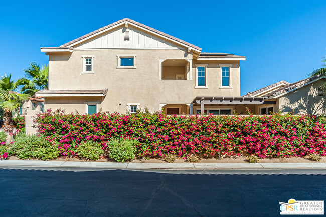 Building Photo - 434 Bird Song Cir