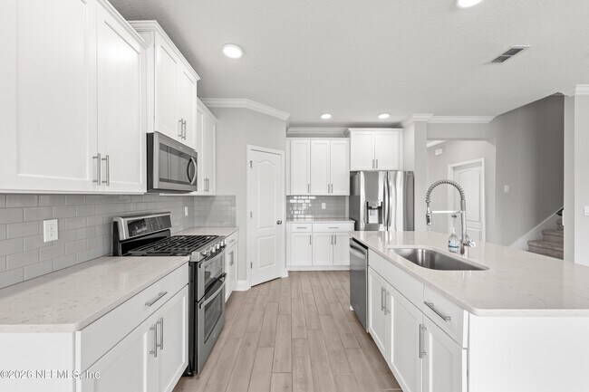 Building Photo - 60 Alagon Wy
