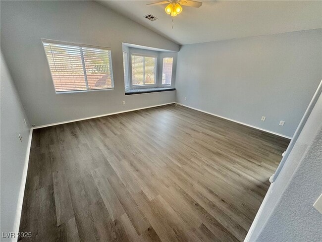 Building Photo - 2276 Chestnut Ranch Ave