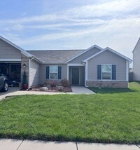 Building Photo - WEST LAFAYETTE...3 Bedroom 2 Bath plus office