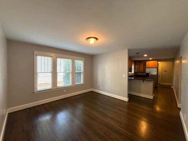 Building Photo - Wesley Heights