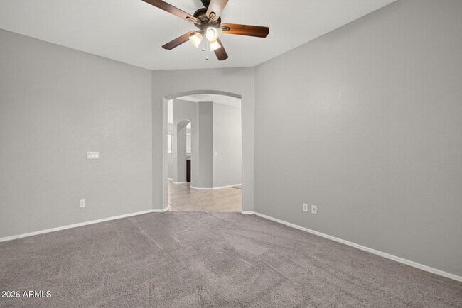 Building Photo - 3096 E Kingbird Pl
