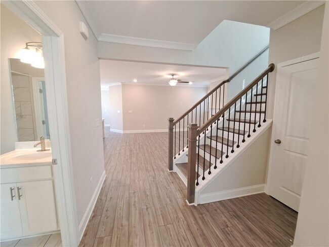 Building Photo - 637 Stan Hope Ln