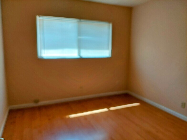 Building Photo - 1156 Ayala Dr
