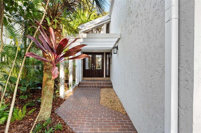 Building Photo - 9033 SW 78th Pl