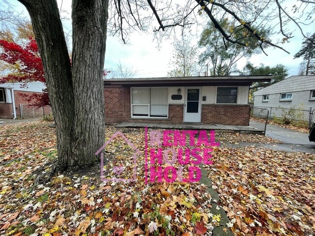 Building Photo - Beautiful 3 Bedroom Ranch~ Dearborn Heights