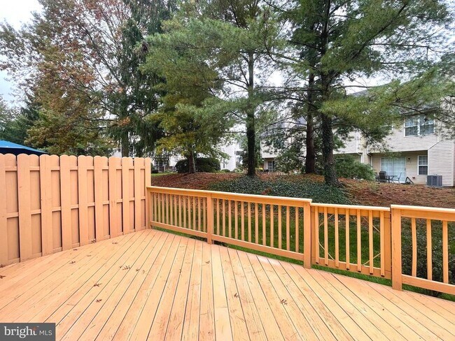 Building Photo - 1503 Liberty Ct