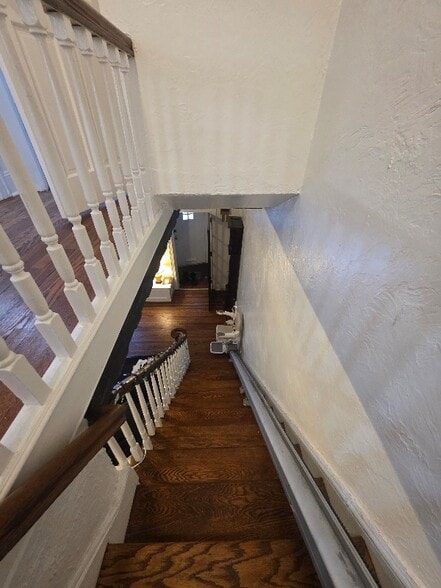 Building Photo - 232-20 143rd Ave