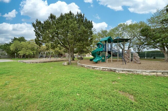 Building Photo - 1205 Rambling Trail