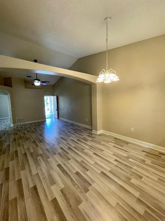 Building Photo - 13301 Fairway Glen Dr