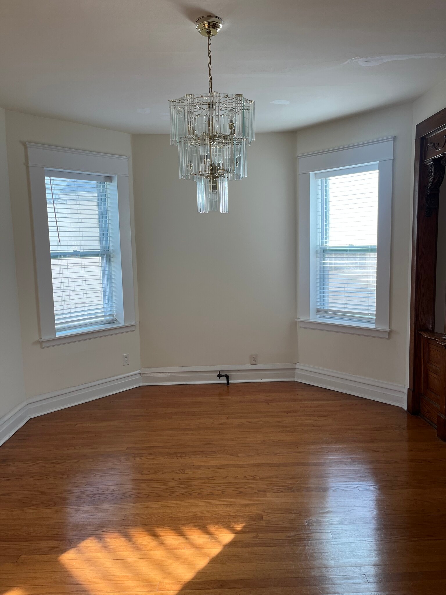 Building Photo - 3029 N Haussen Ct