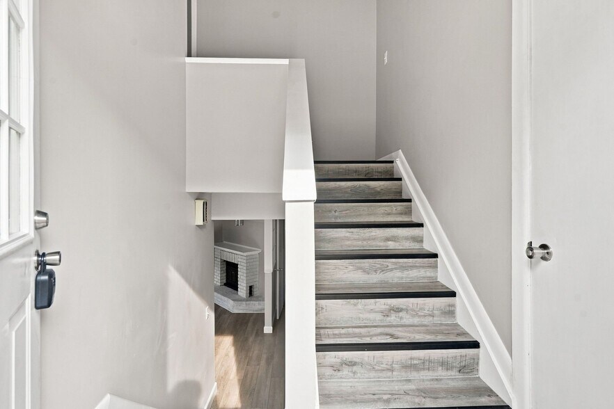 Building Photo - 7 Timothy Sirkl